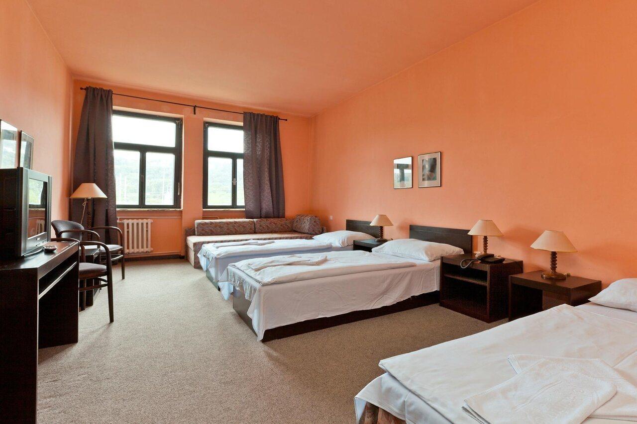 Hotel Branik Praha Bagian luar foto