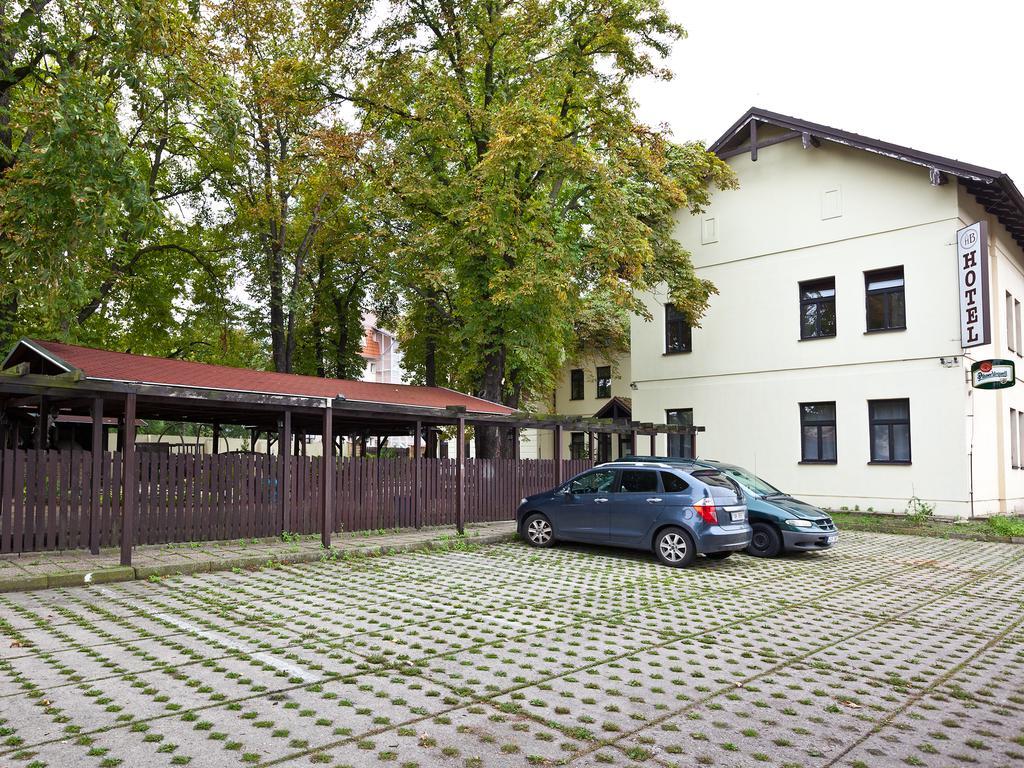 Hotel Branik Praha Bagian luar foto