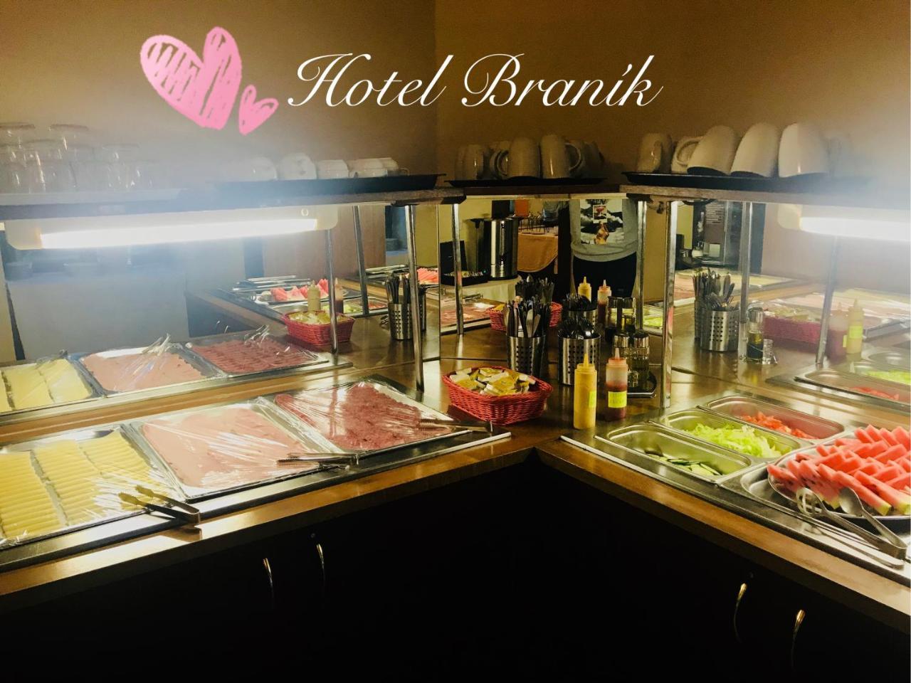 Hotel Branik Praha Bagian luar foto